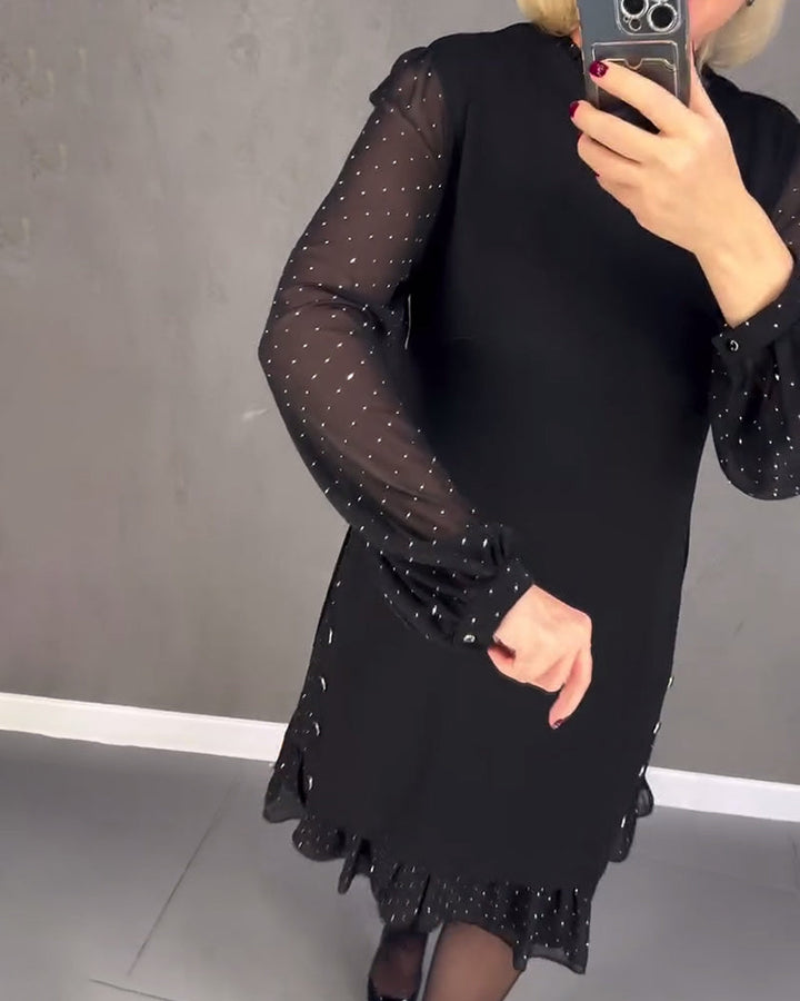 Vestido elegante de lunares y mangas largas